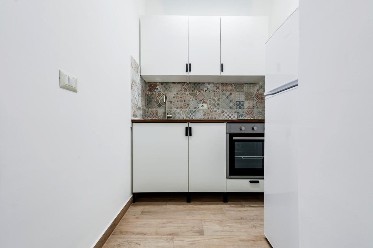 Trinita' 57 Apartments By Wonderful Italy Catania Bagian luar foto