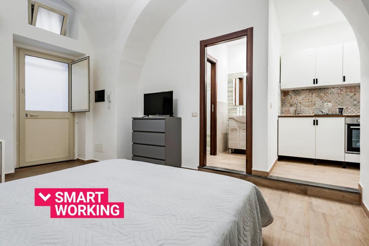 Trinita' 57 Apartments By Wonderful Italy Catania Bagian luar foto
