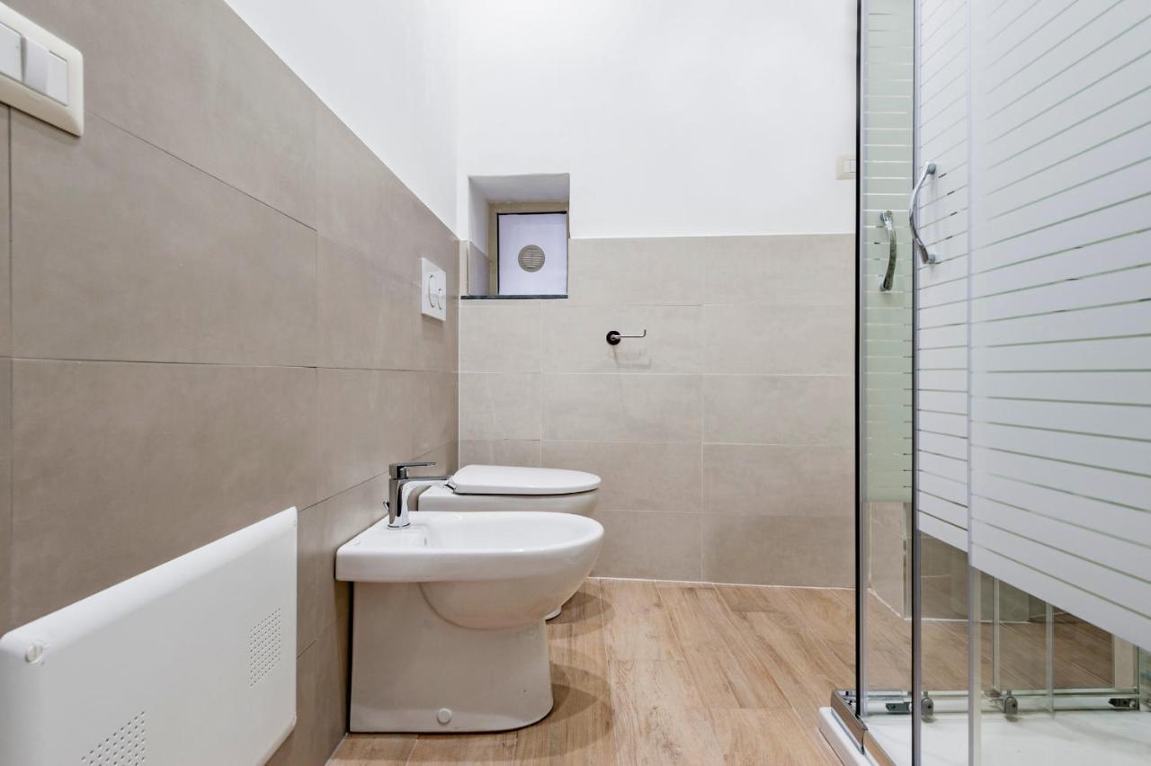 Trinita' 57 Apartments By Wonderful Italy Catania Bagian luar foto